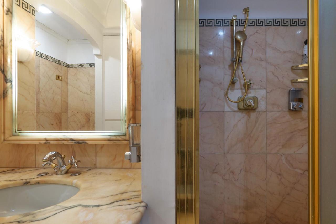 Luxury Galleria Apt - Milan Duomo Kültér fotó
